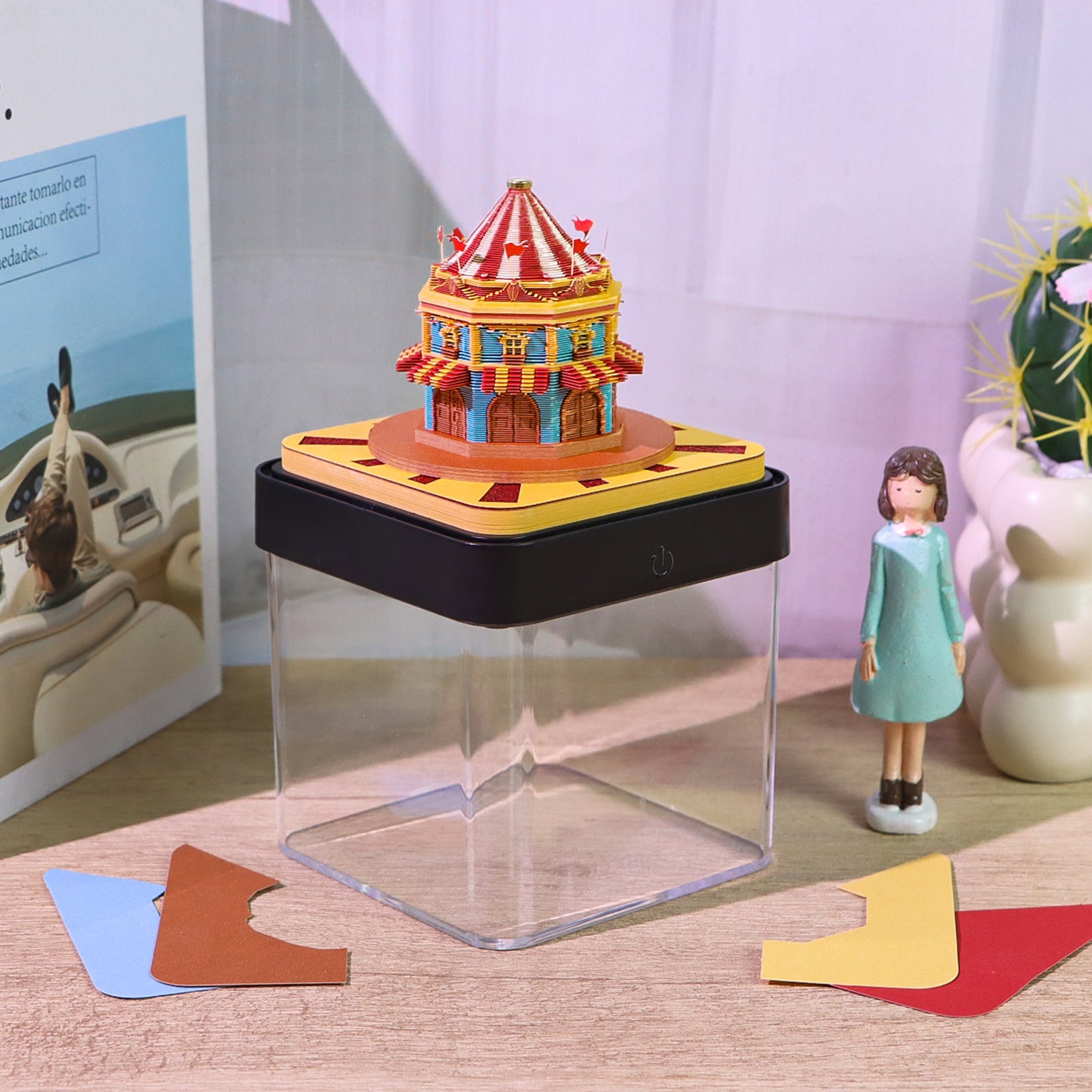 Circus Model Hidden 3D Memo Pad