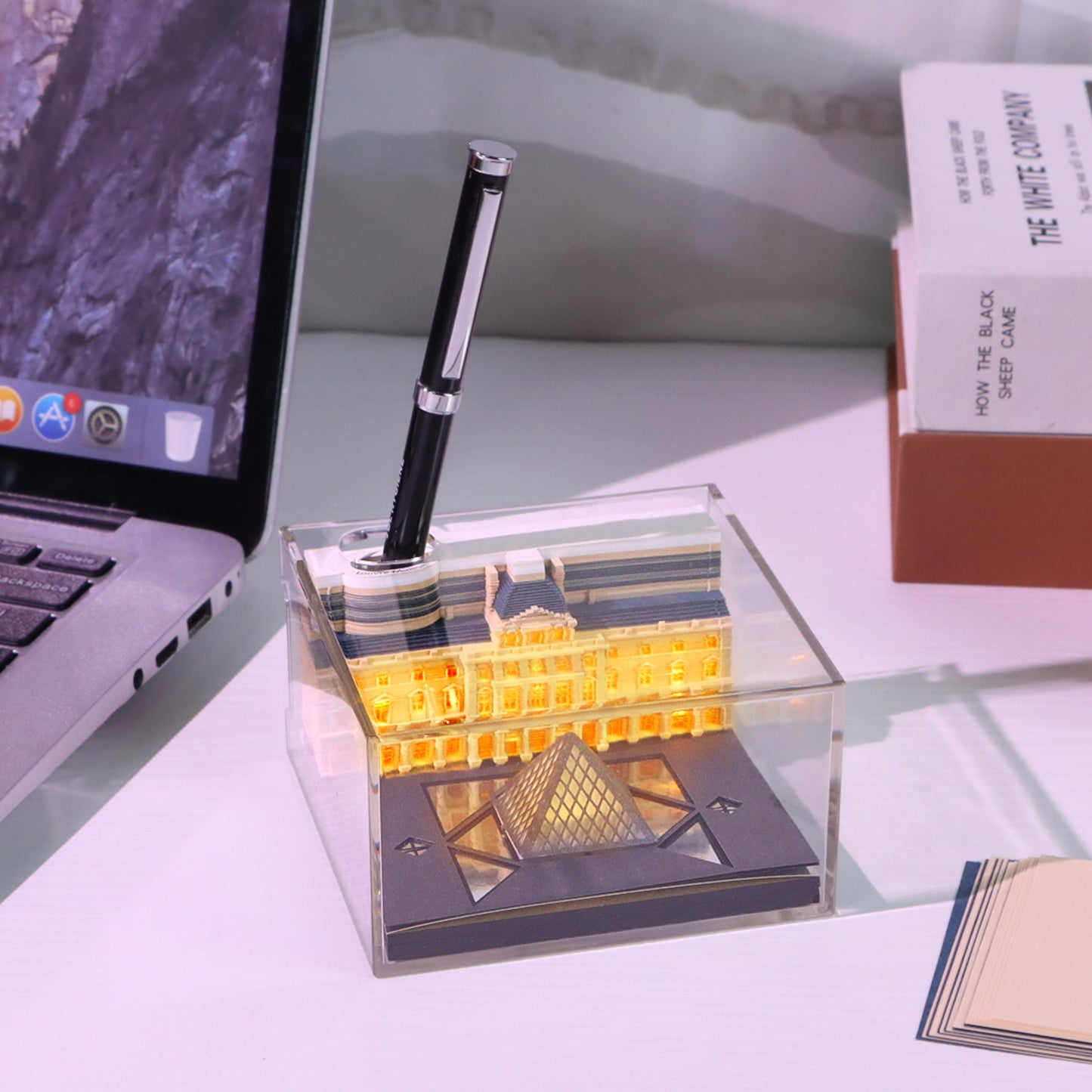 Louvre Museum 3D Memo Pad