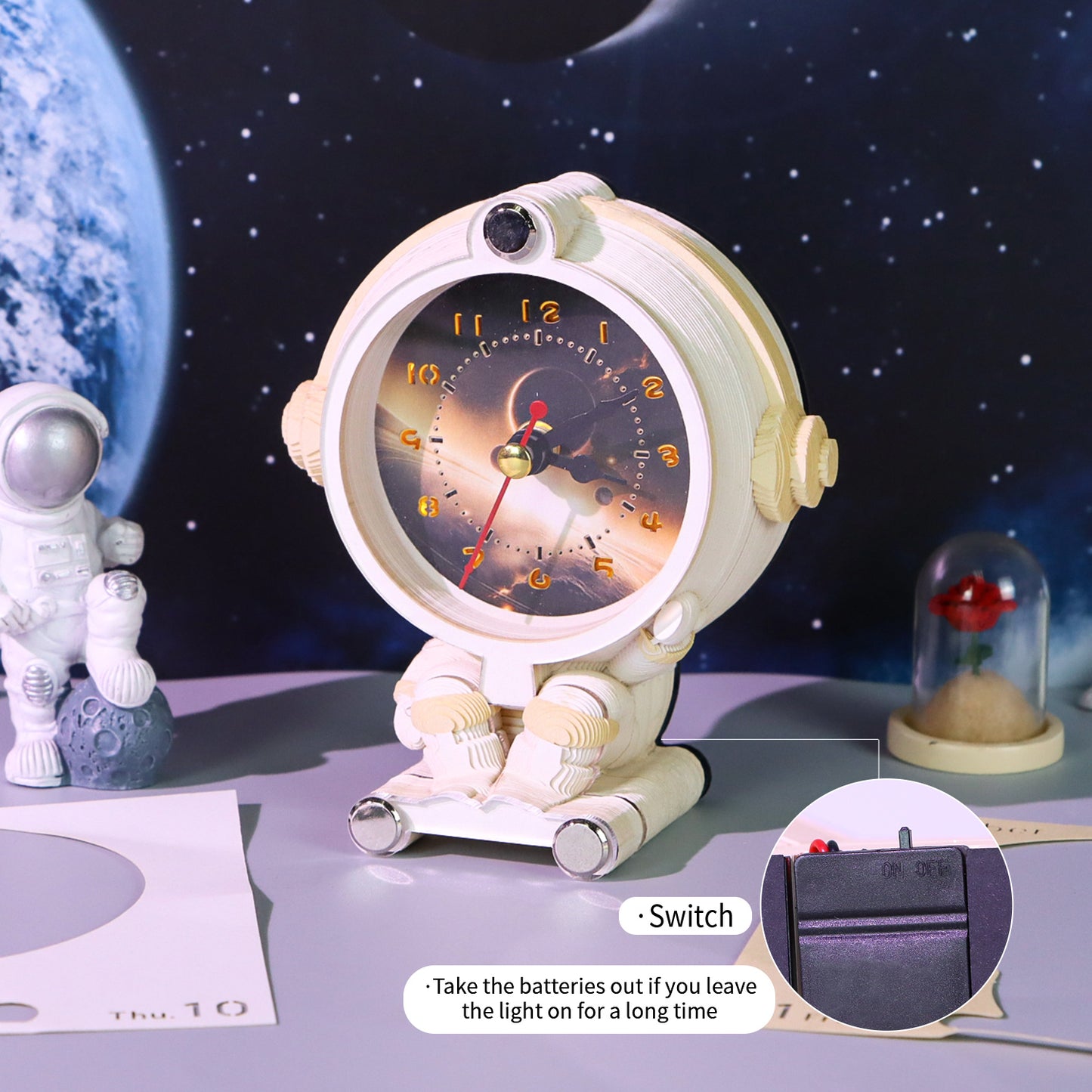 Astronaut 3D Model Memo Pad With Calendar 2026 and Clock