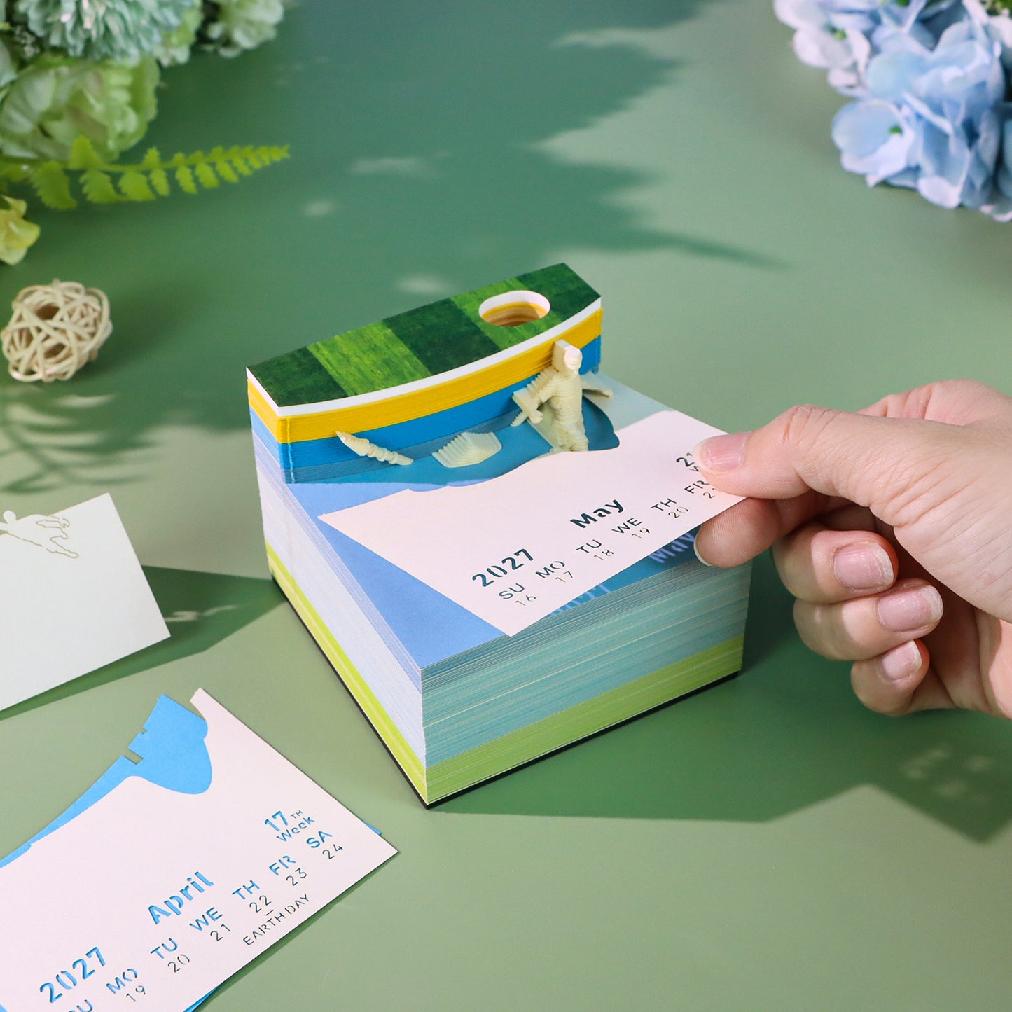 World Cup Football Model Hand Tear off 3D Calendar Memo Pad