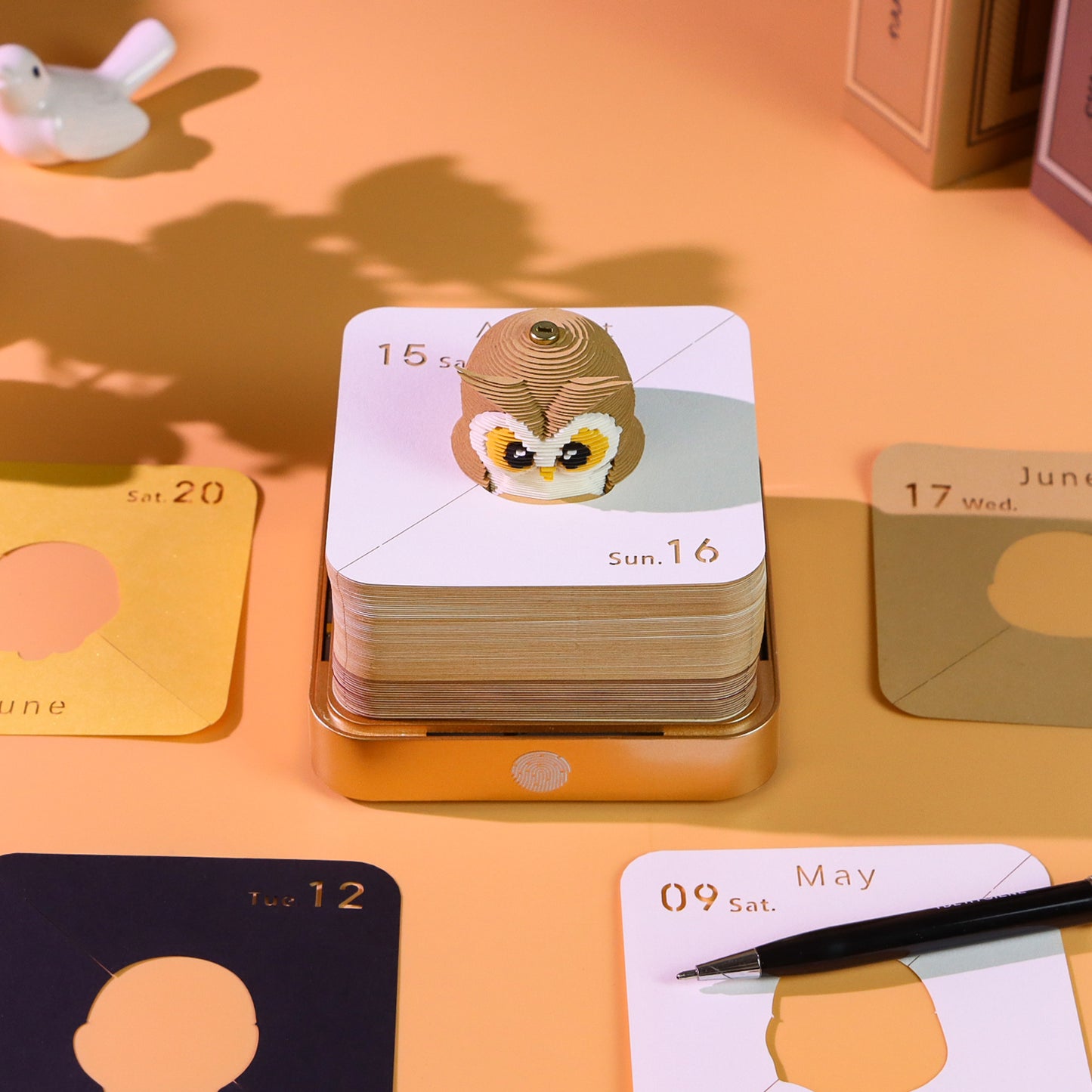 Panoramic Magic Eagle OWL 3D Paper Sculpture Calendar Memo Pad With Light